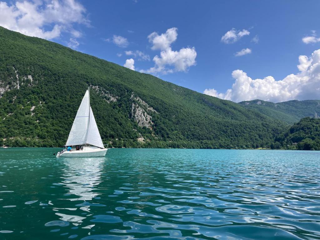 Camping Le Hameau Des Pecheurs Hotel Novalaise Bilik gambar
