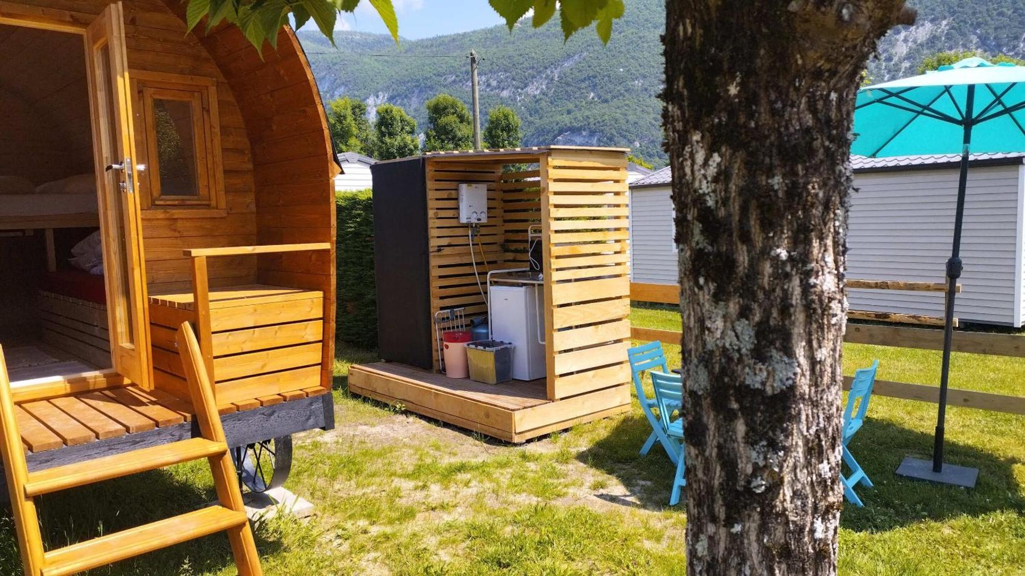 Camping Le Hameau Des Pecheurs Hotel Novalaise Luaran gambar
